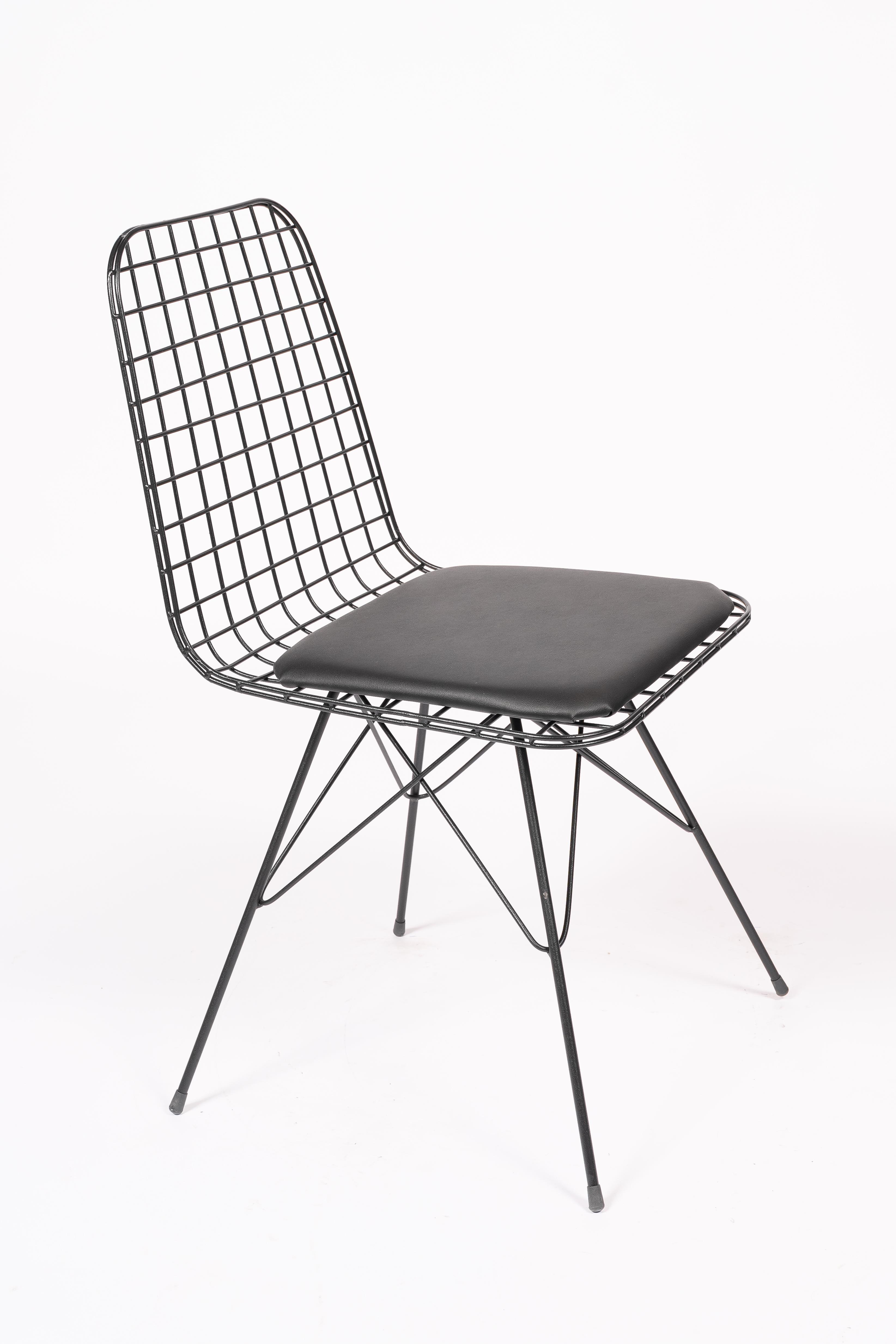 WIRE CHAIR