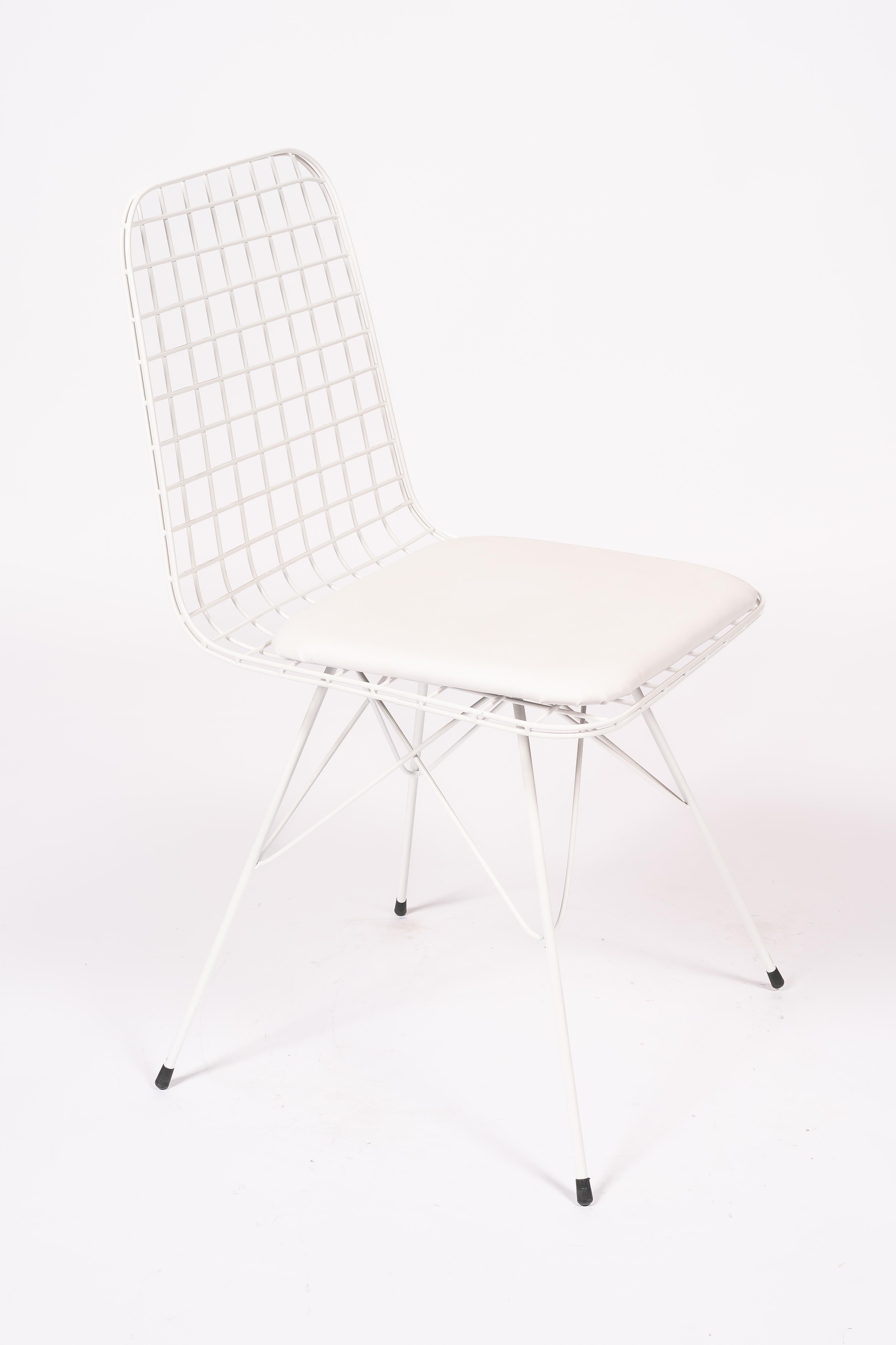 WIRE CHAIR