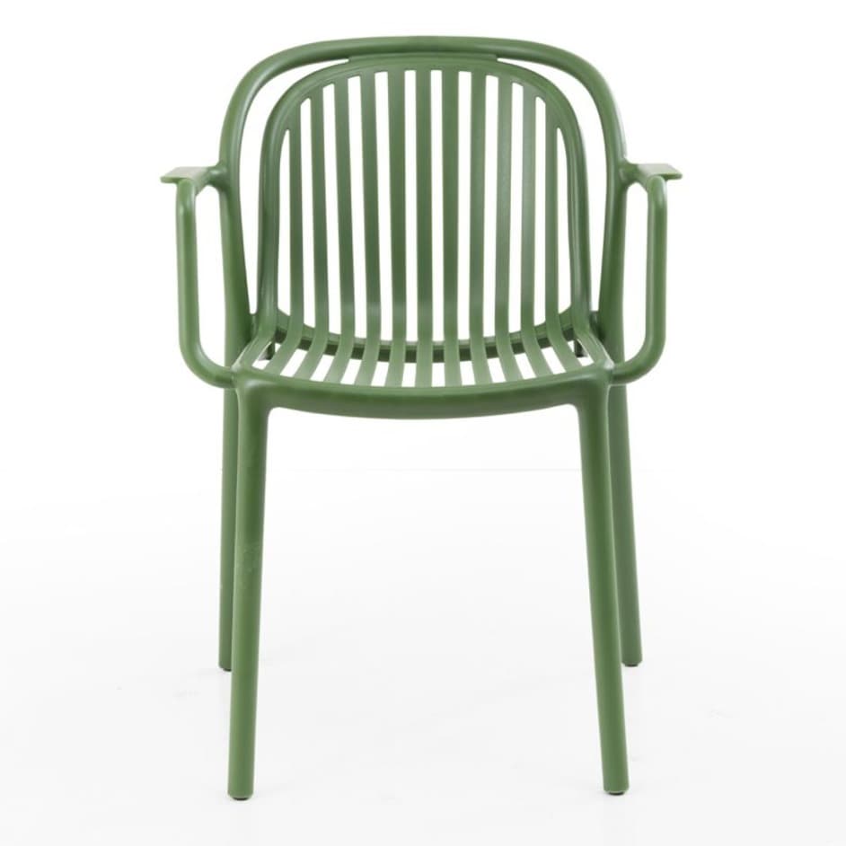 Modern green plastic chair with armrests for outdoor use – stackable, durable and ideal for terrace, HORECA and garden spaces