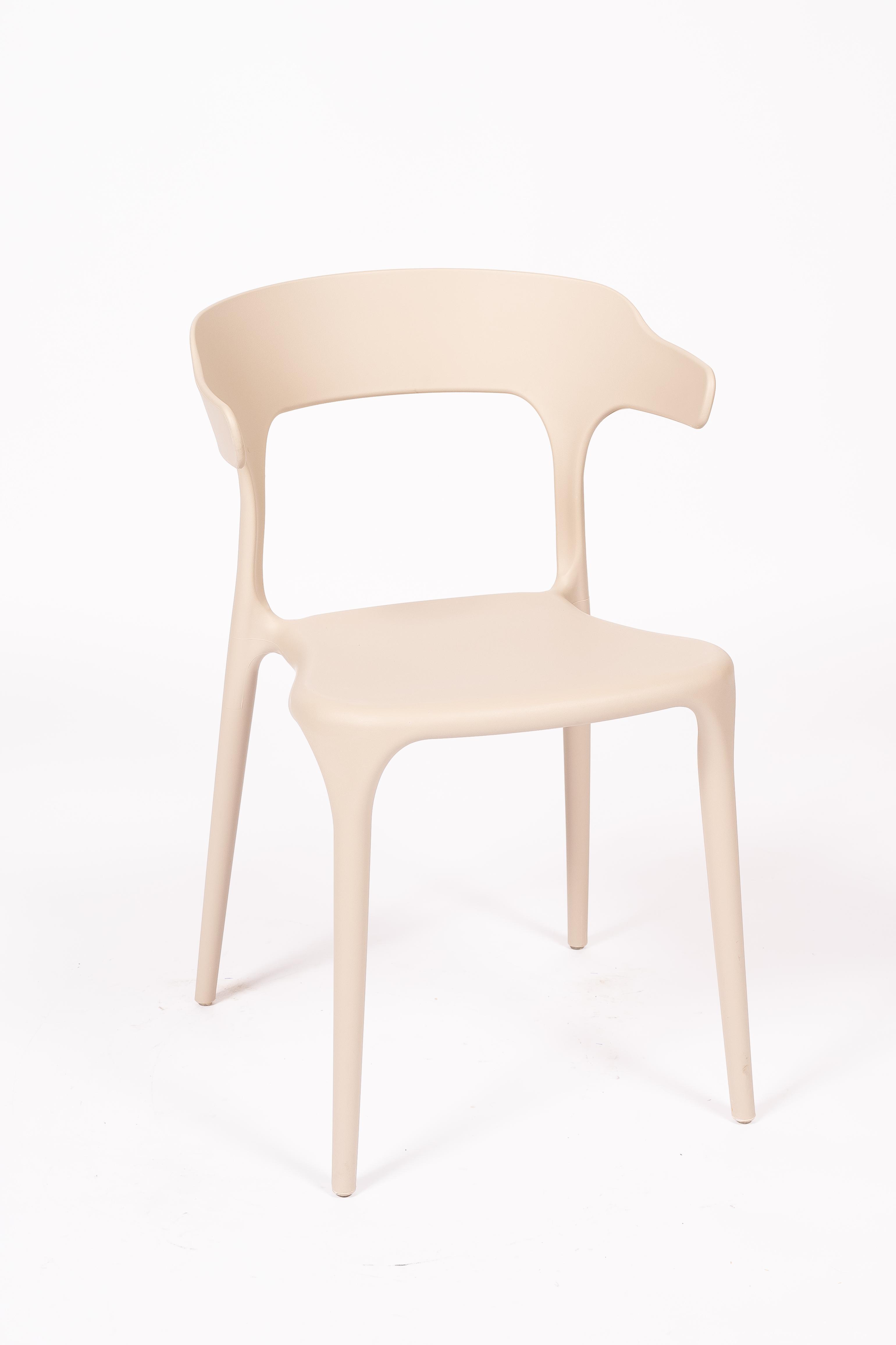 Luna - Stackable Chair – Modern Plastic Chair for Indoor & Outdoor – Terrace, HORECA & Garden Use - Beige