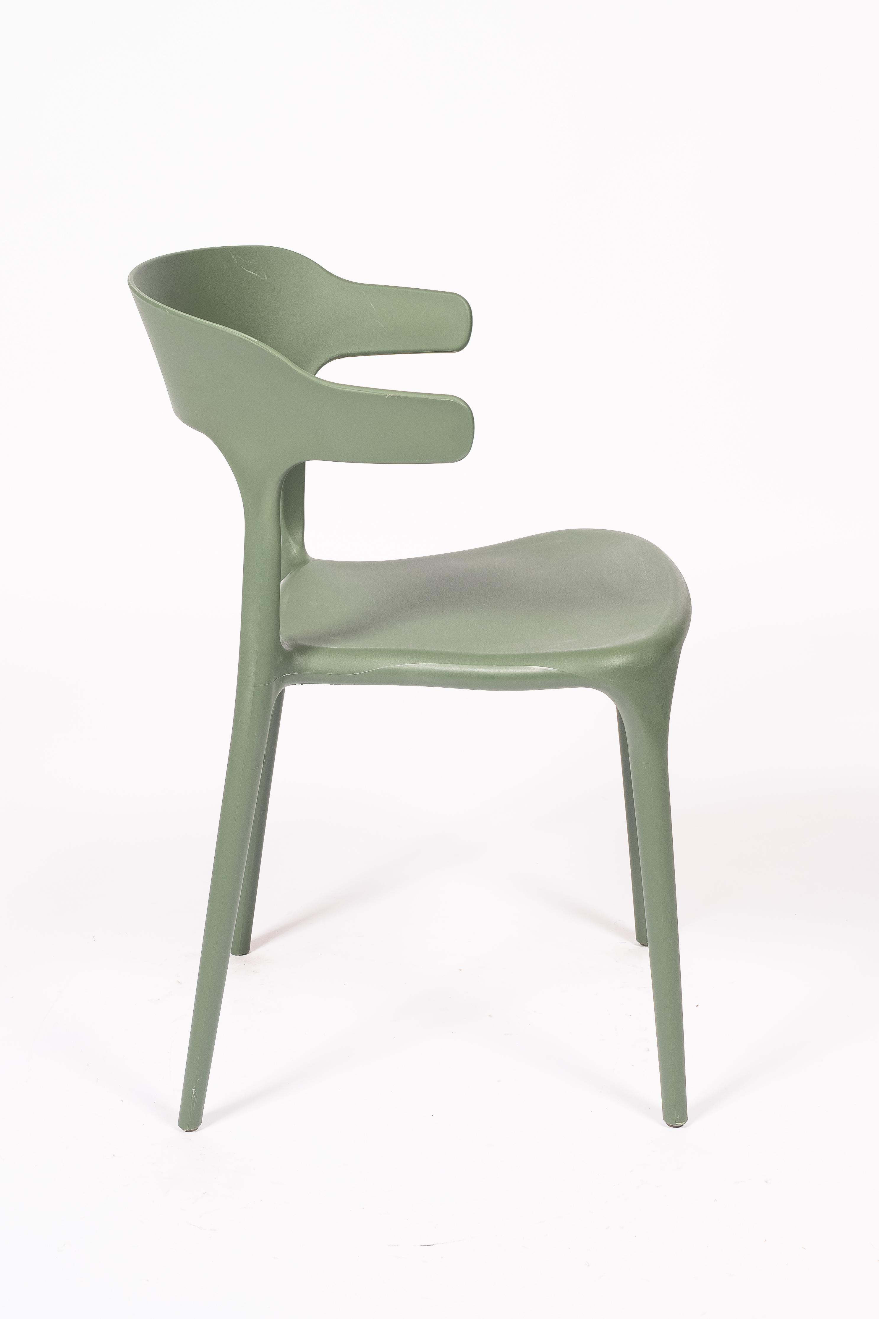 Luna - Stackable Chair – Modern Plastic Chair for Indoor & Outdoor – Terrace, HORECA & Garden Use - Green