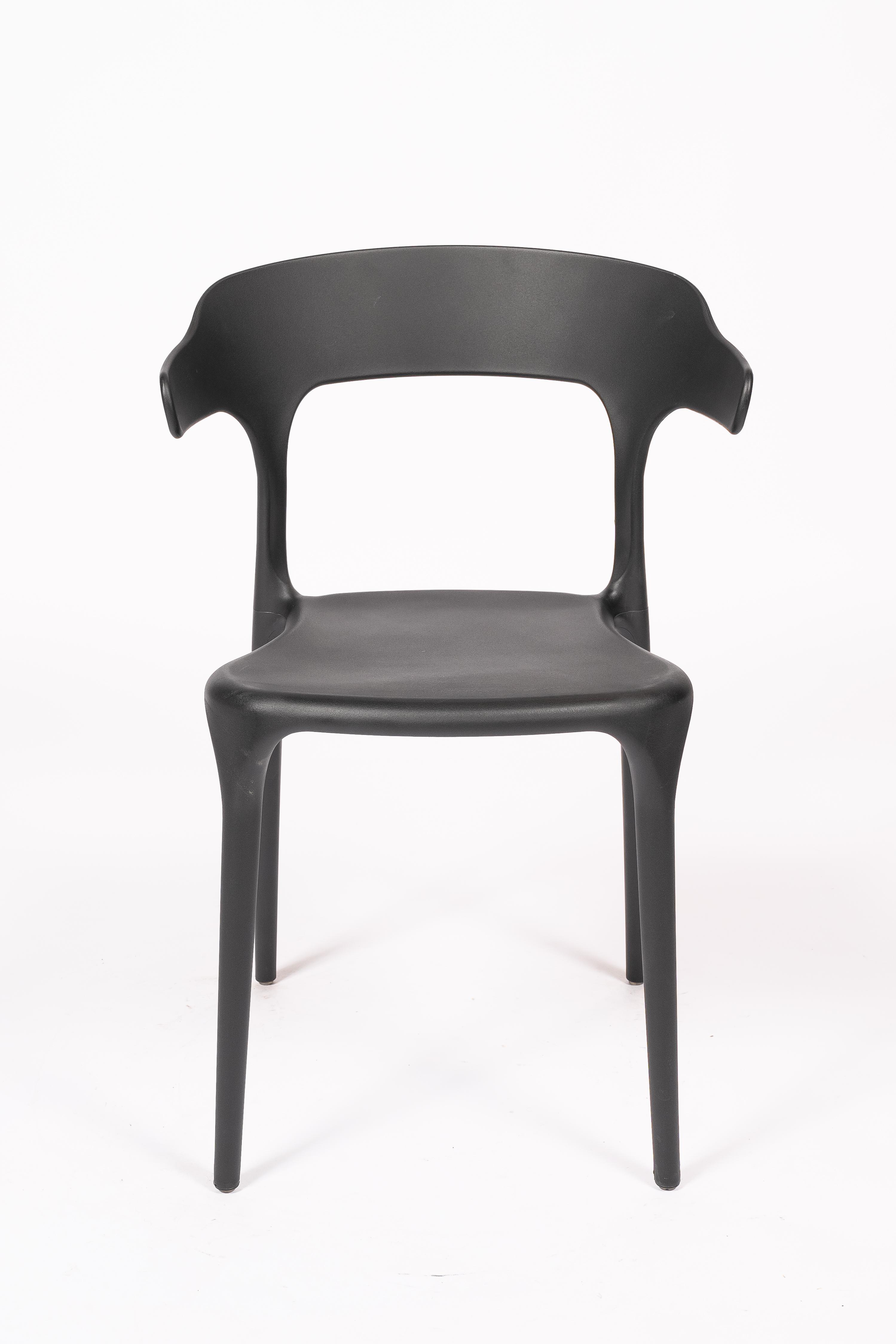 Luna - Stackable Chair – Modern Plastic Chair for Indoor & Outdoor – Terrace, HORECA & Garden Use - Black
